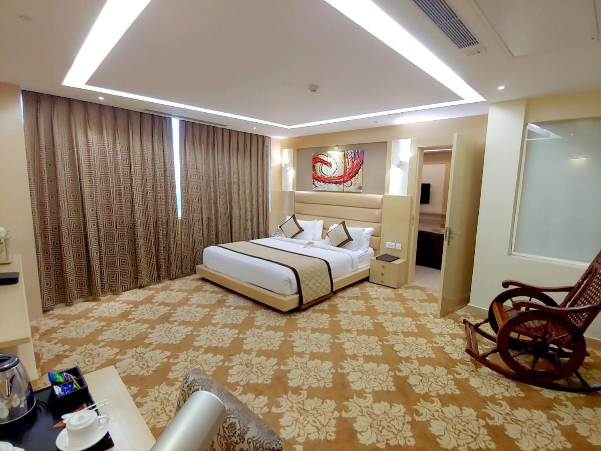 Hotel Patliputra Continental Patna  Exteriér fotografie