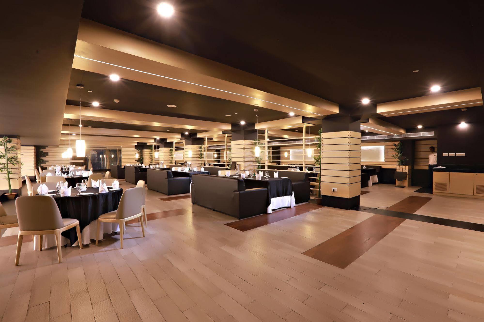 Hotel Patliputra Continental Patna  Exteriér fotografie