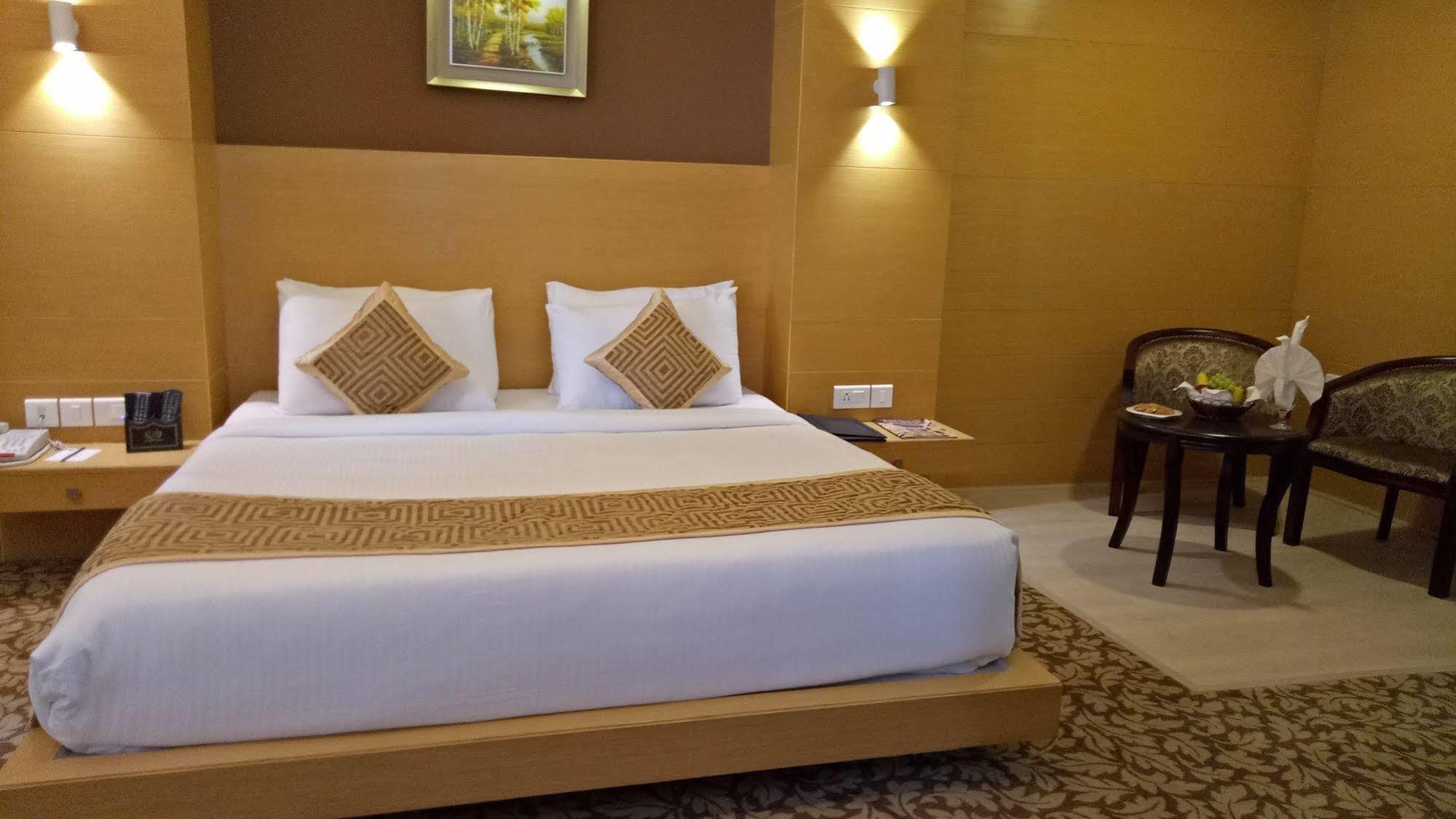 Hotel Patliputra Continental Patna  Exteriér fotografie