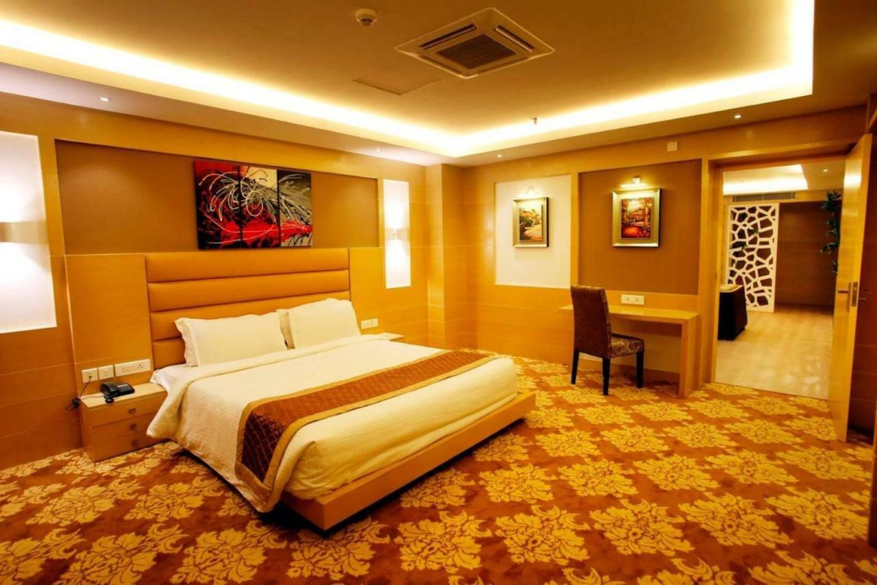 Hotel Patliputra Continental Patna  Exteriér fotografie